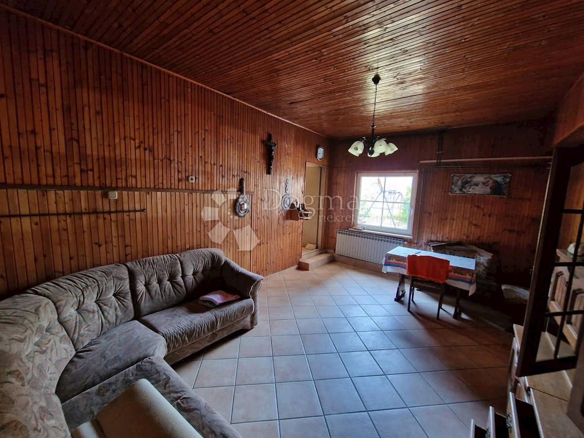 Casa Bratina, Pisarovina, 570m2