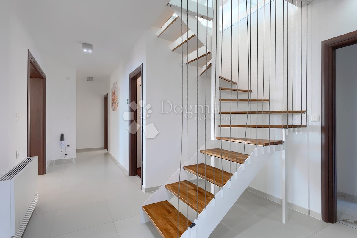 Casa Bregi, Matulji, 560m2