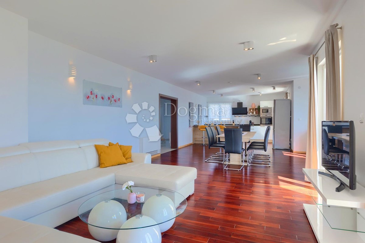 Casa Bregi, Matulji, 560m2