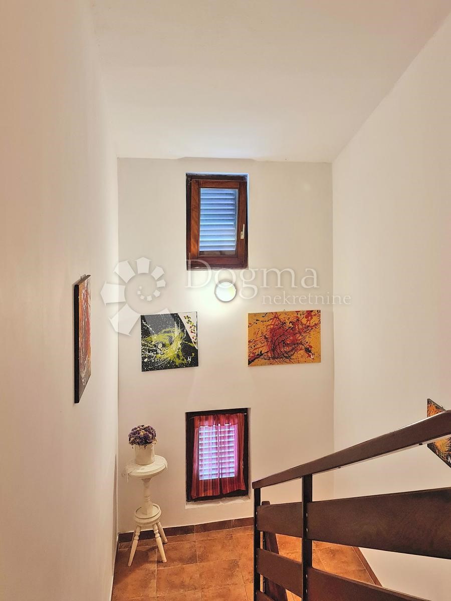 Casa Starigrad, STARIGRAD, 382m2