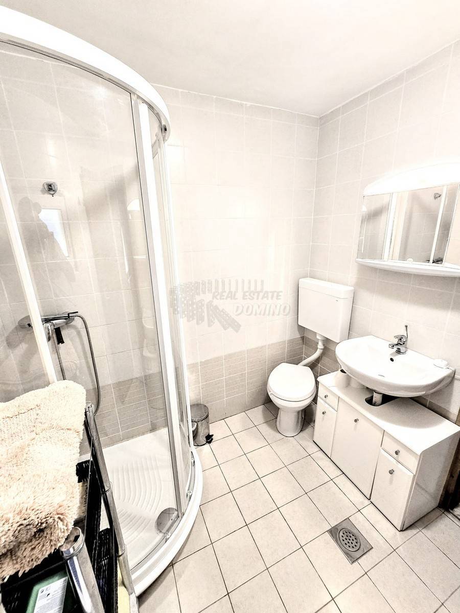 Una splendida casa ristrutturata con giardino! L'isola di Veglia!