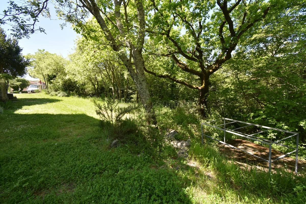 Casa ristrutturata con ampio giardino! Isola di Krk