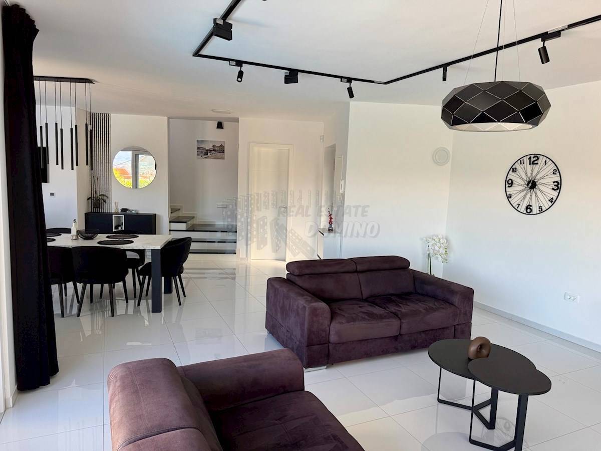 Lusso vicino a Malinska, sull'isola di Veglia!