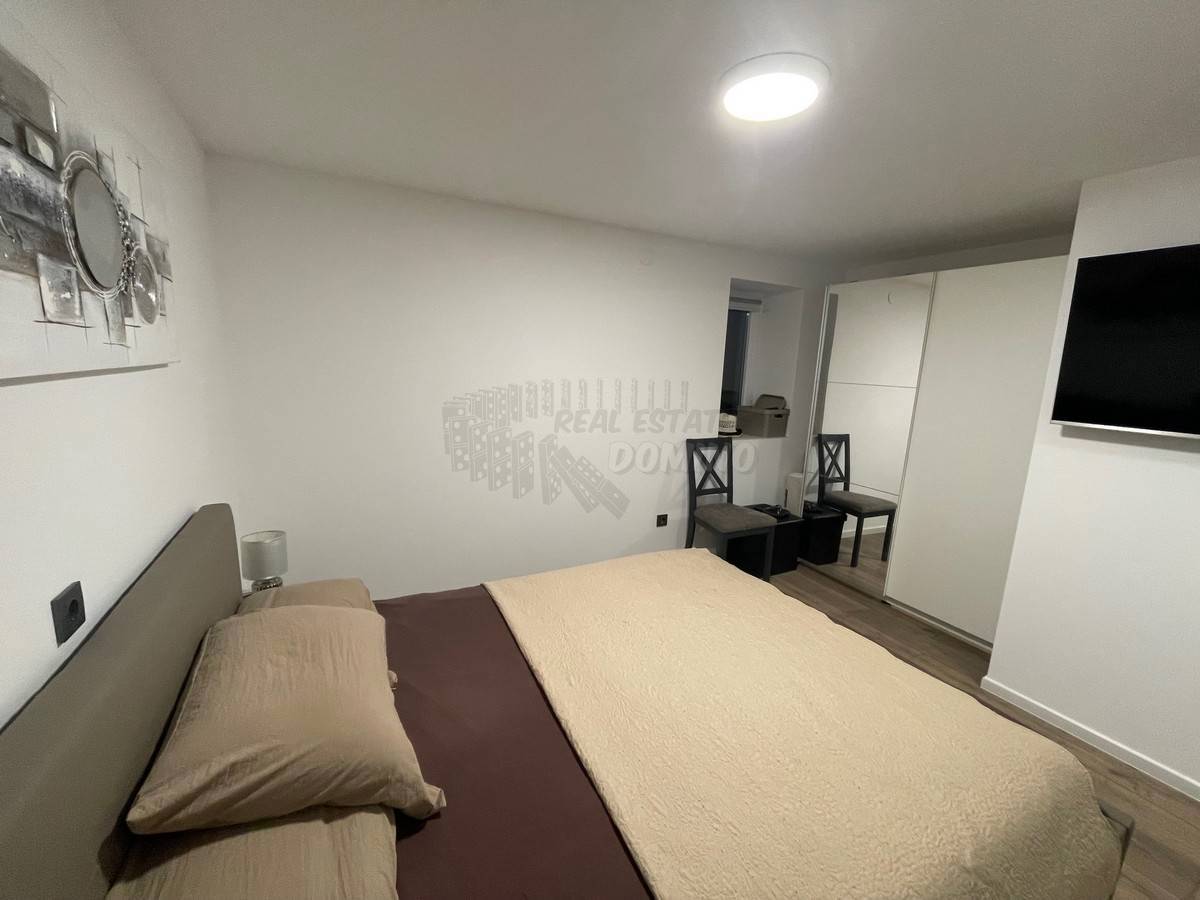 Bellissima casa ristrutturata con giardino a 150 metri dal mare! Punat