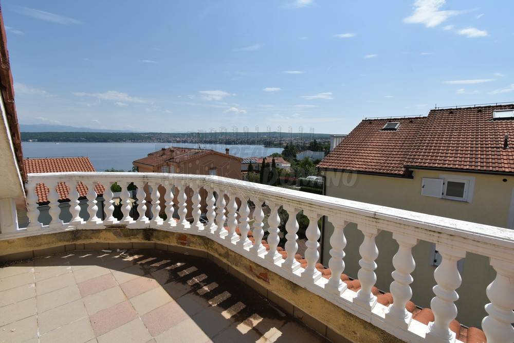 Ampio appartamento con vista mare! L'isola di Veglia