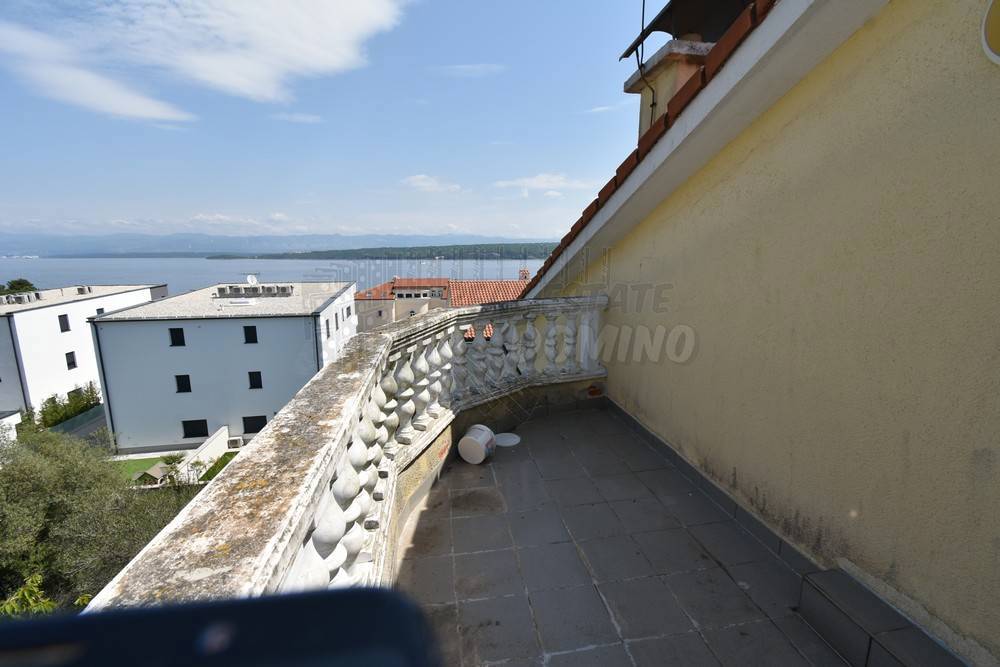 Ampio appartamento con vista mare! L'isola di Veglia