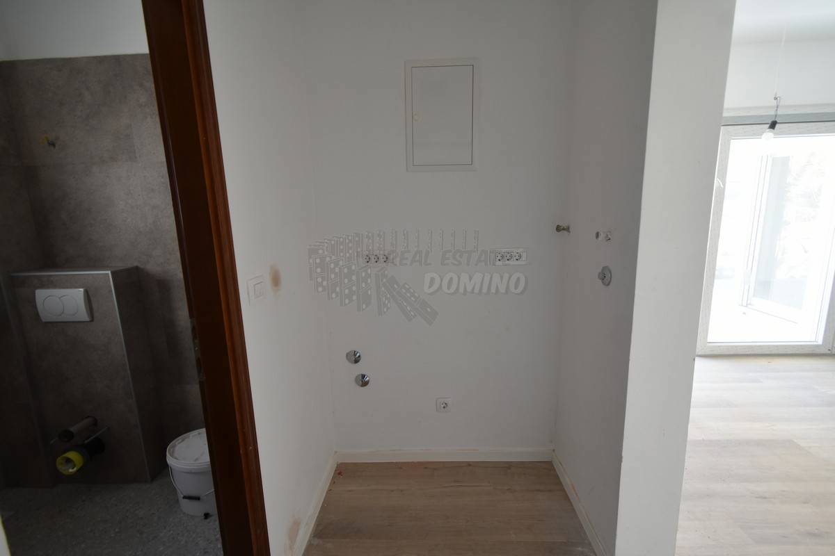 Appartamento con piscina in comune! Città di Krk - dintorni!