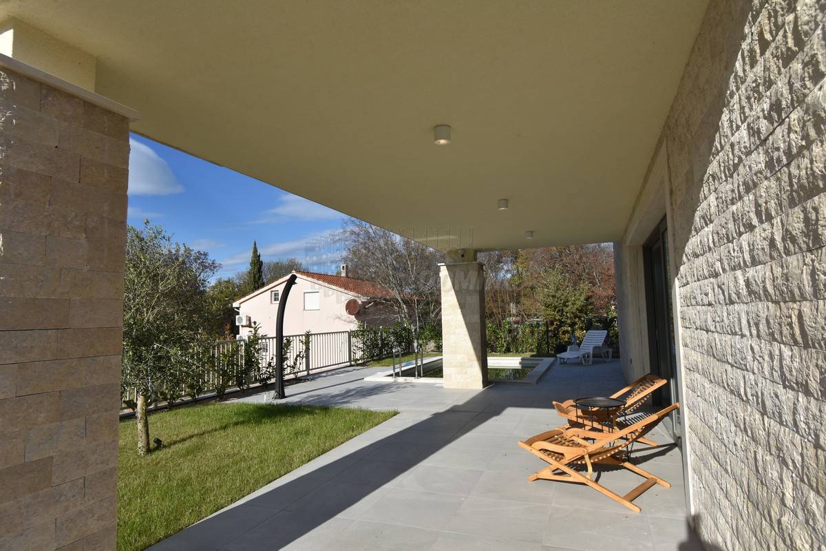 Splendida villa nuova in stile mediterraneo!