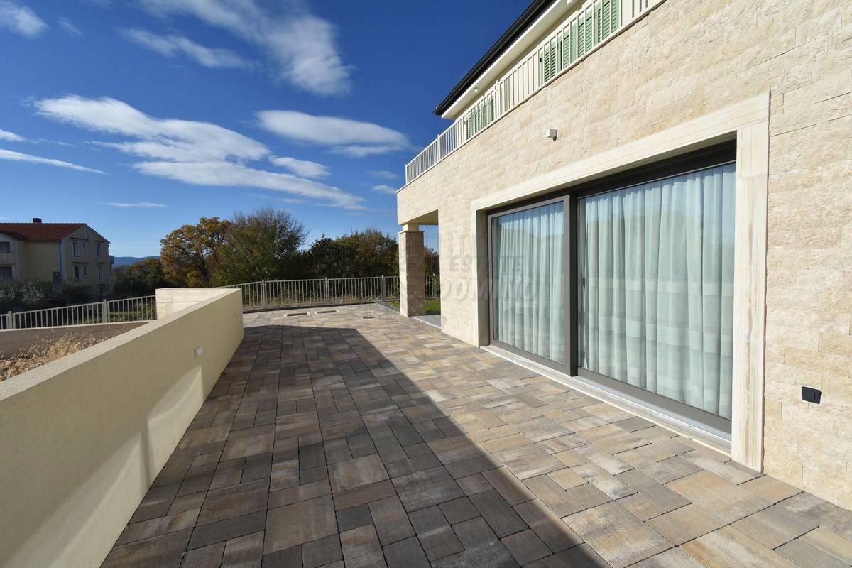 Splendida villa nuova in stile mediterraneo!