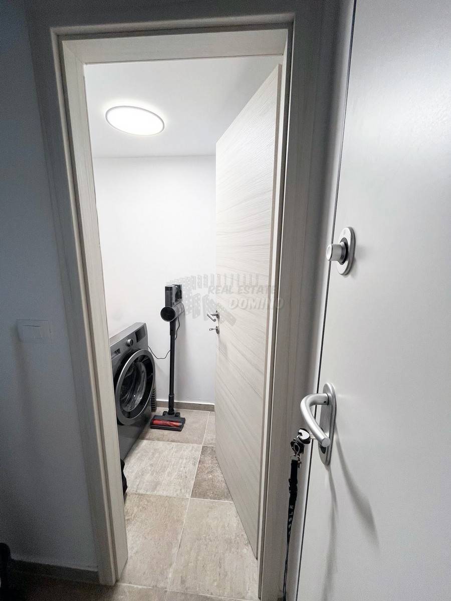 Appartamento con ampia terrazza, Malinska!