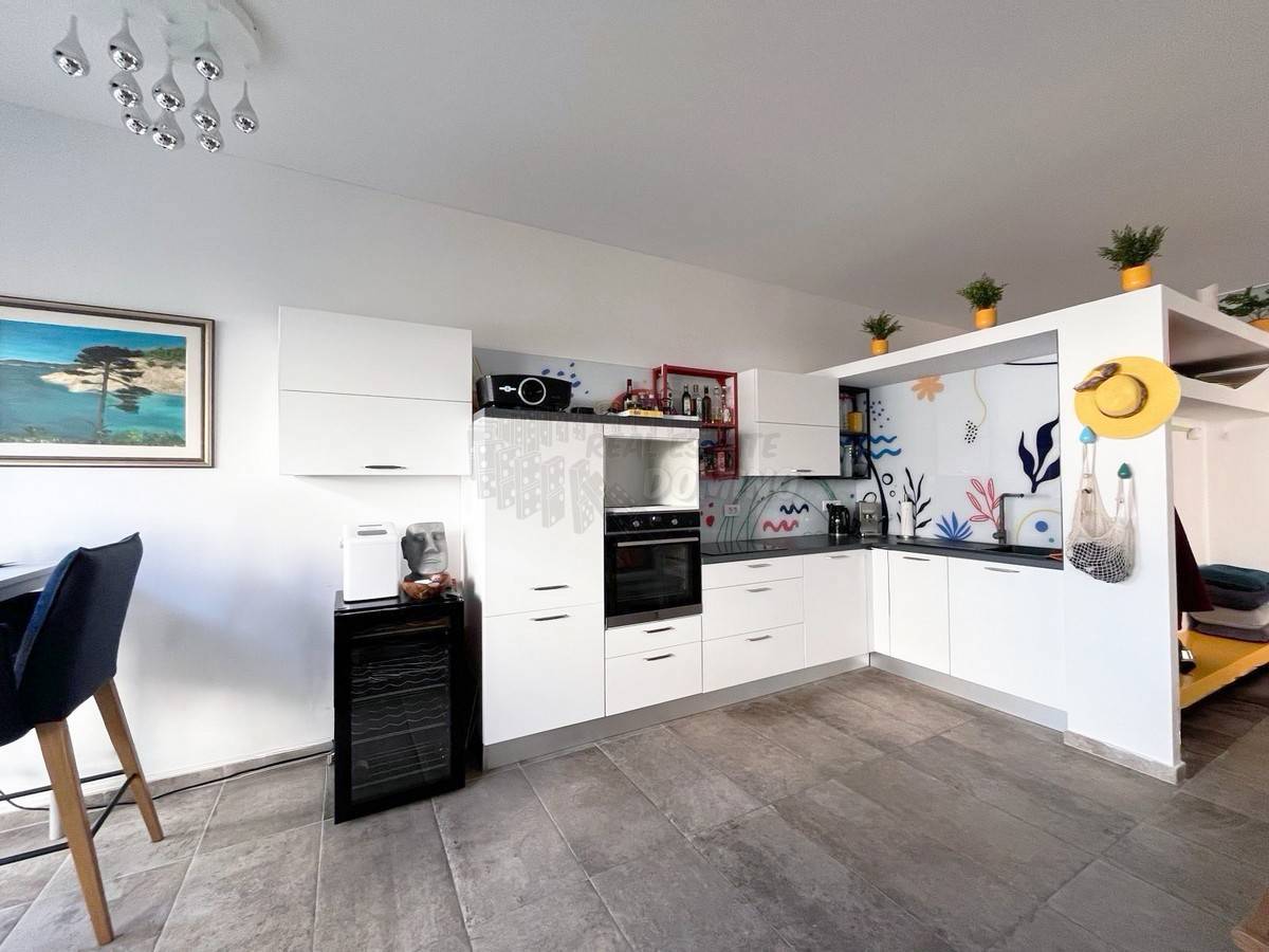 Appartamento con ampia terrazza, Malinska!