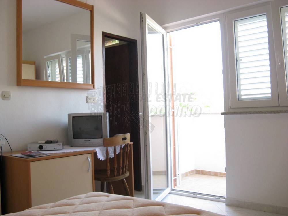 Città di Krk-casa appartamento per investimento!