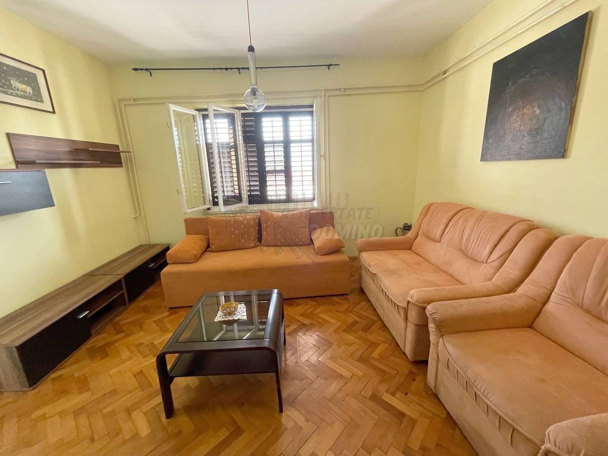 Casa con 3 appartamenti e una bellissima vista! Šilo