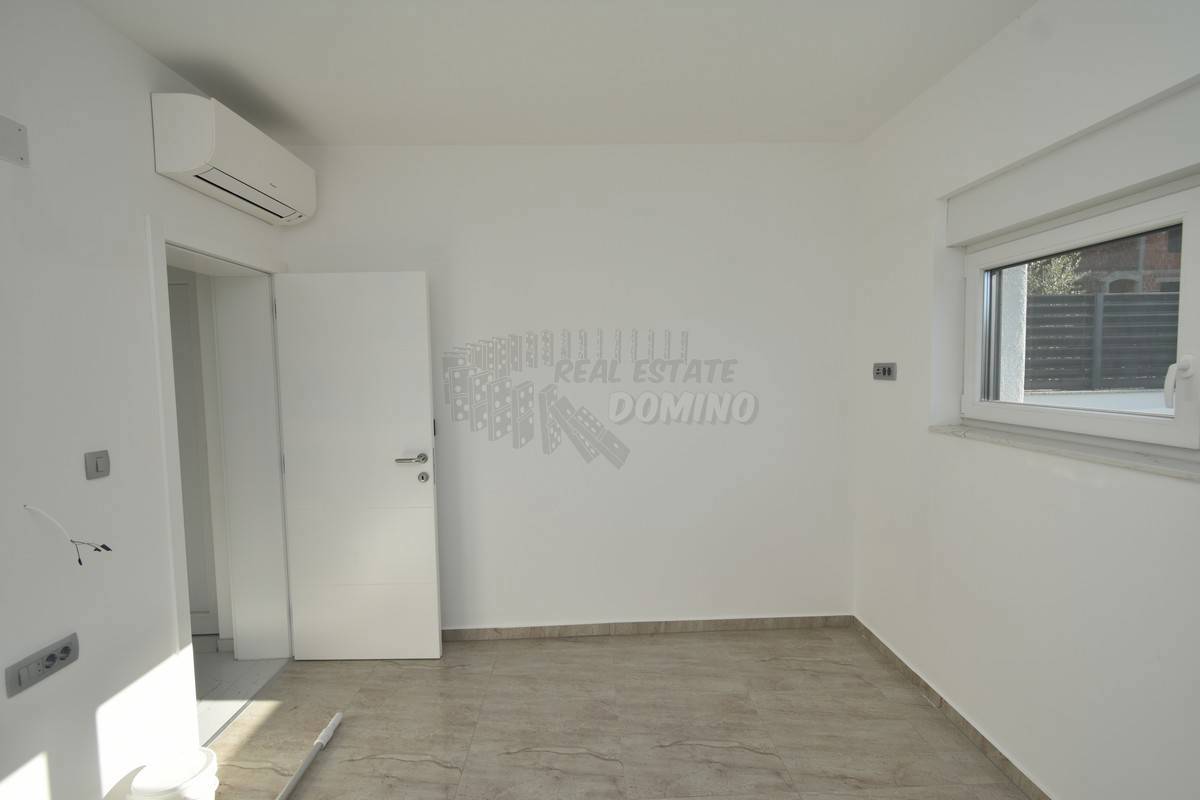 Nuova casa di lusso con 4 camere da letto! Isola di Veglia!