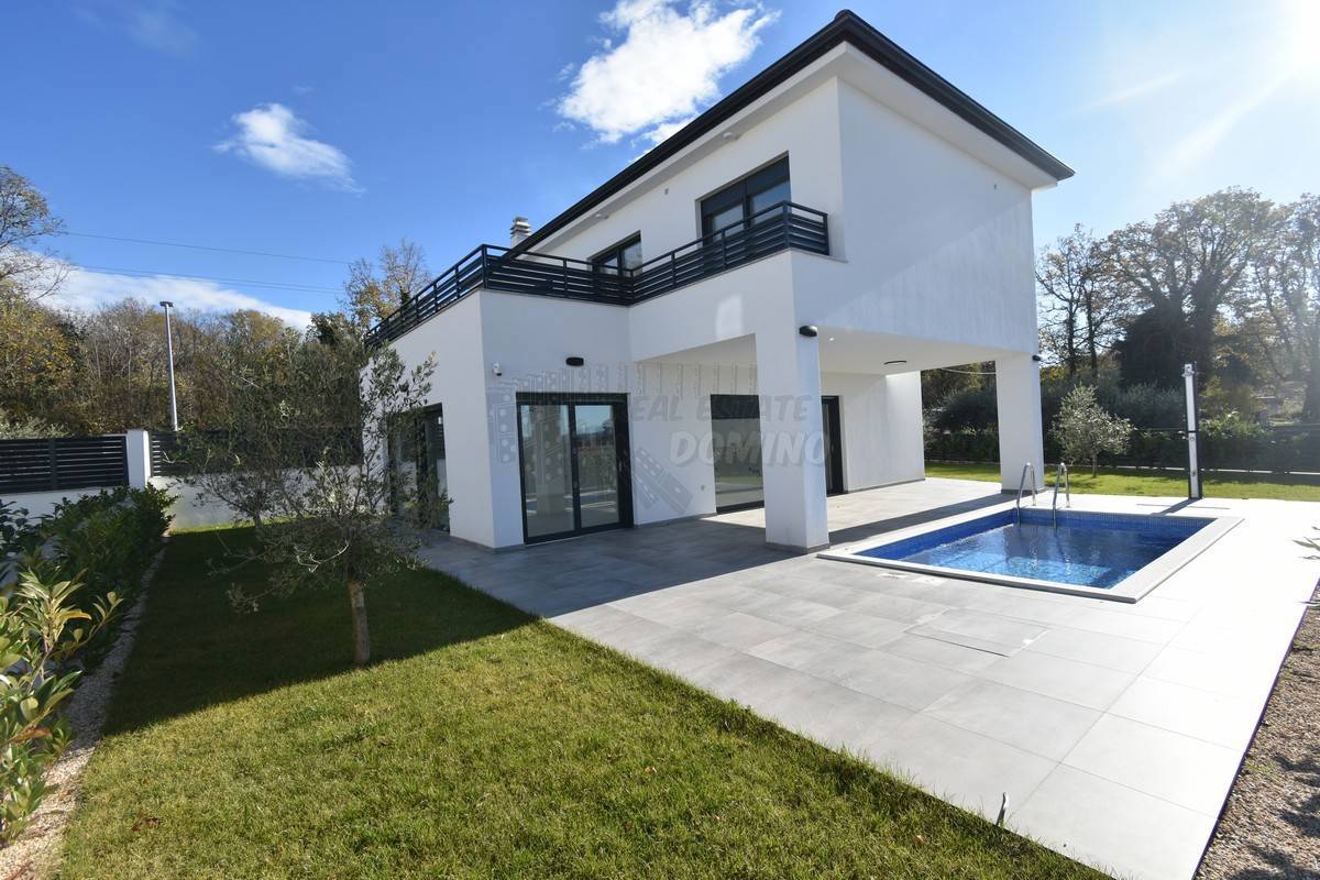 Nuova casa di lusso con 4 camere da letto! Isola di Veglia!