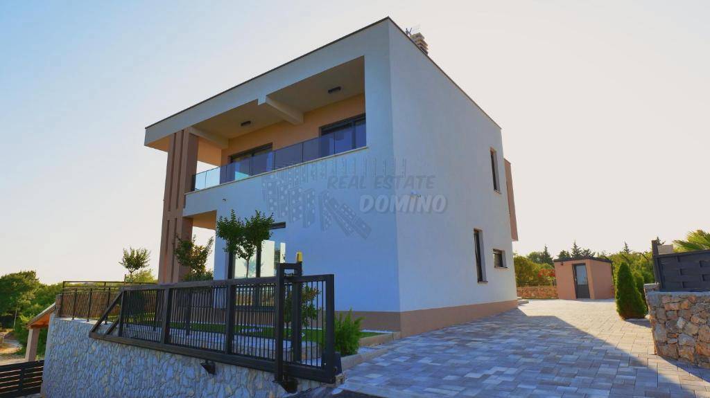 Villa con una bellissima vista sul mare! L'isola di Veglia!