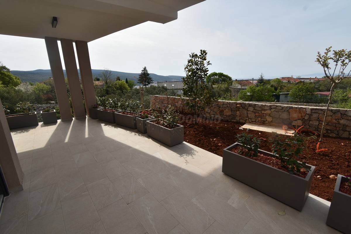 Villa con una bellissima vista sul mare! L'isola di Veglia!