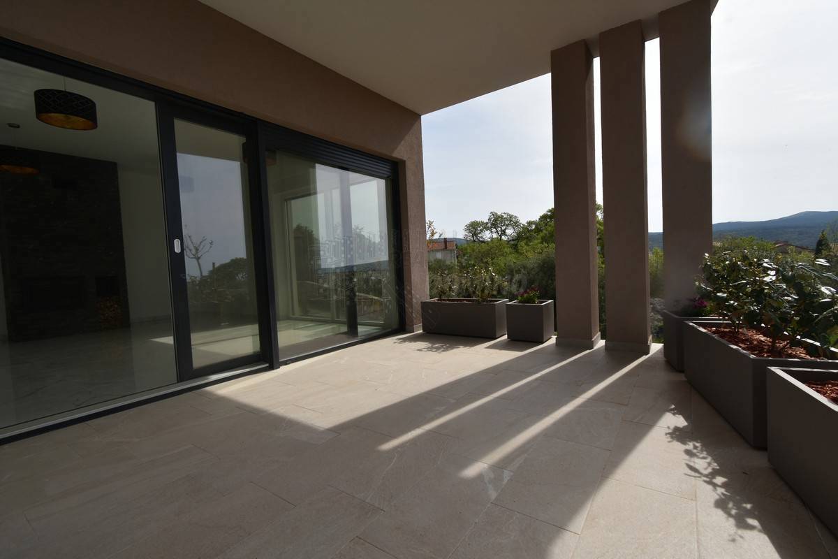 Villa con una bellissima vista sul mare! L'isola di Veglia!