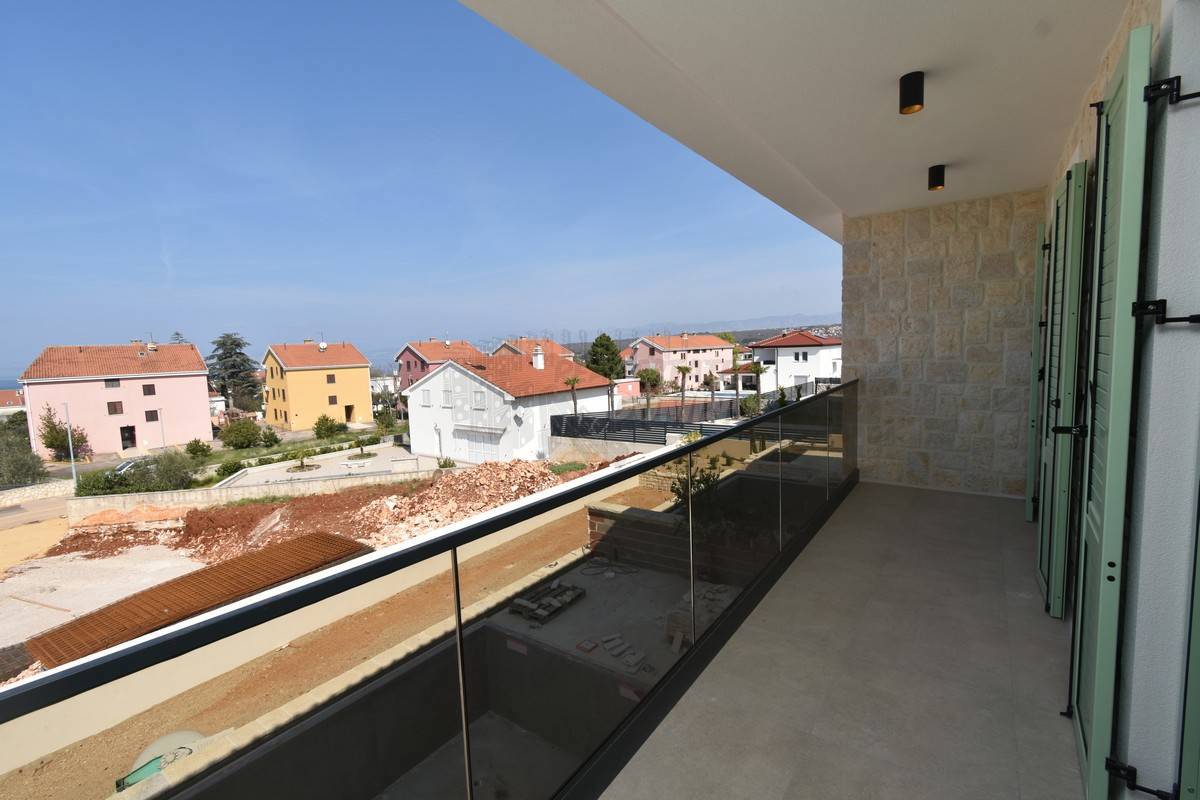 Nuova e affascinante casa in stile mediterraneo con piscina! Isola di Krk, Malinska