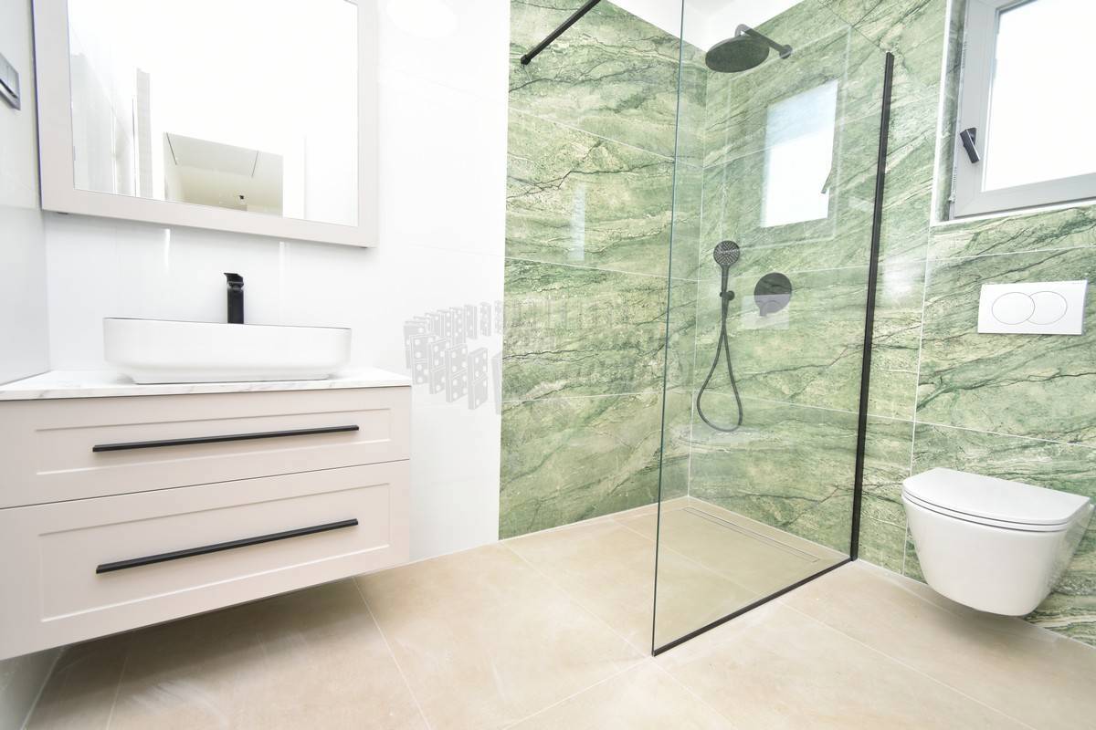 Nuova e affascinante casa in stile mediterraneo con piscina! Isola di Krk, Malinska