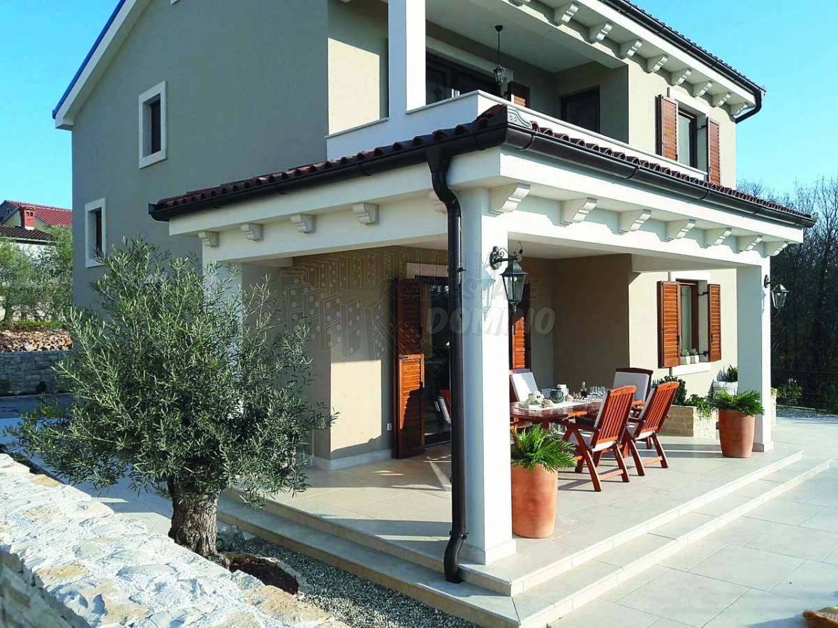 Bellissima villa con piscina e vista mare!