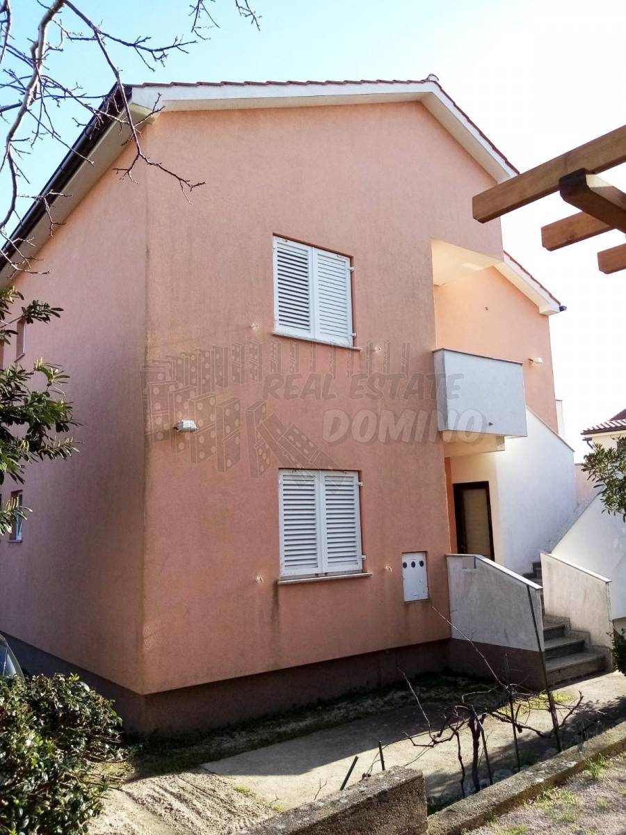 Città di Krk-casa appartamento per investimento!