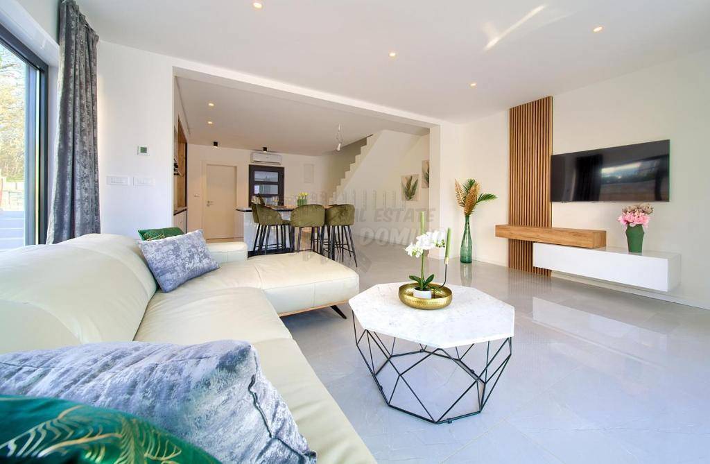 Appartamento Malinska, Malinska-Dubašnica, 91m2