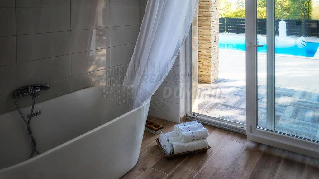 Bella villa con vista mare! L'isola di Krk!