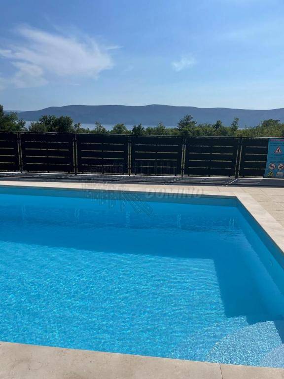 Bella villa con vista mare! L'isola di Krk!