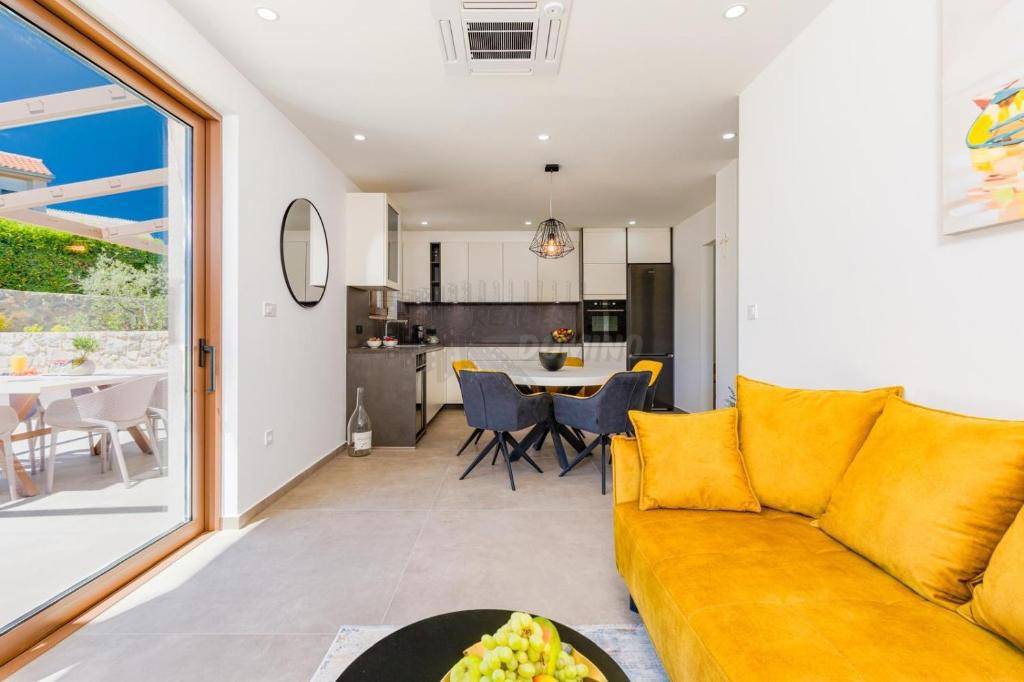 Splendida nuova costruzione vicino alla città di Krk