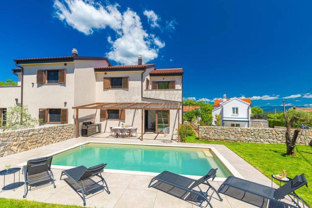 Splendida nuova costruzione vicino alla città di Krk