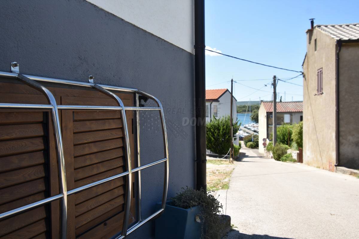 Casa a 70 metri dal mare! Punat