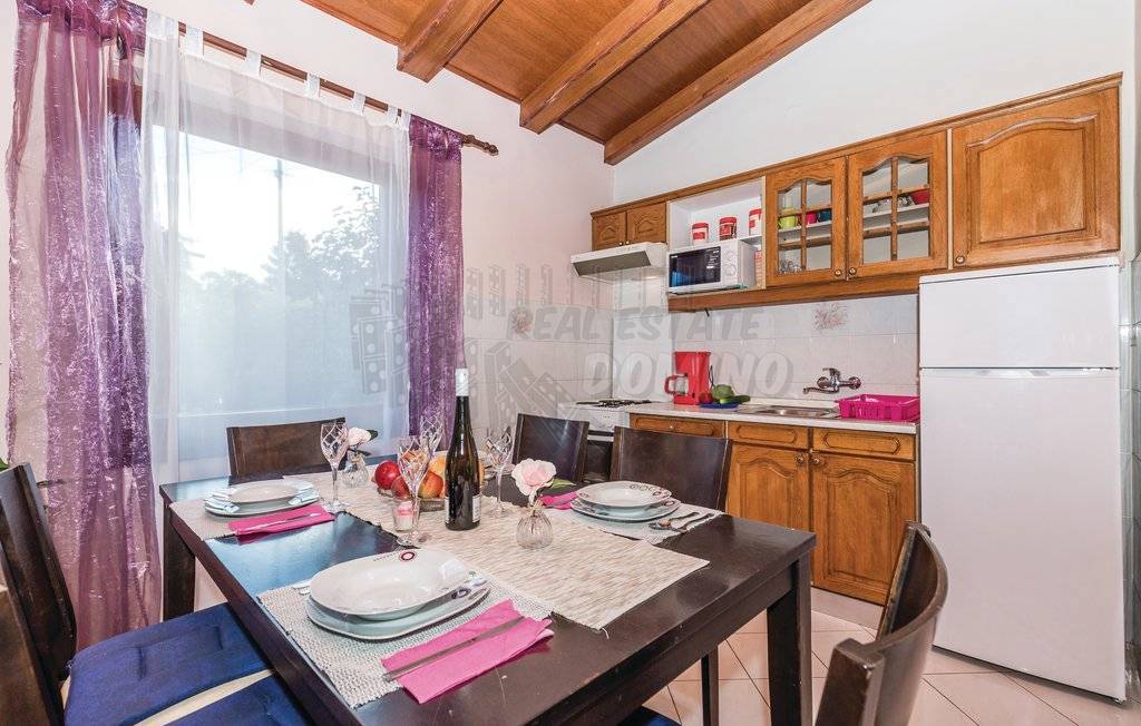 Bella casa con piscina! L'isola di Veglia!