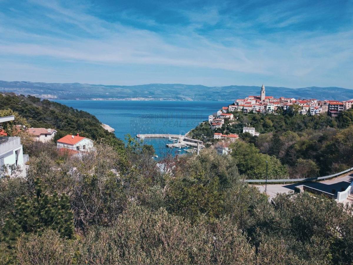 Terreno edificabile con progetto per una villa di lusso!