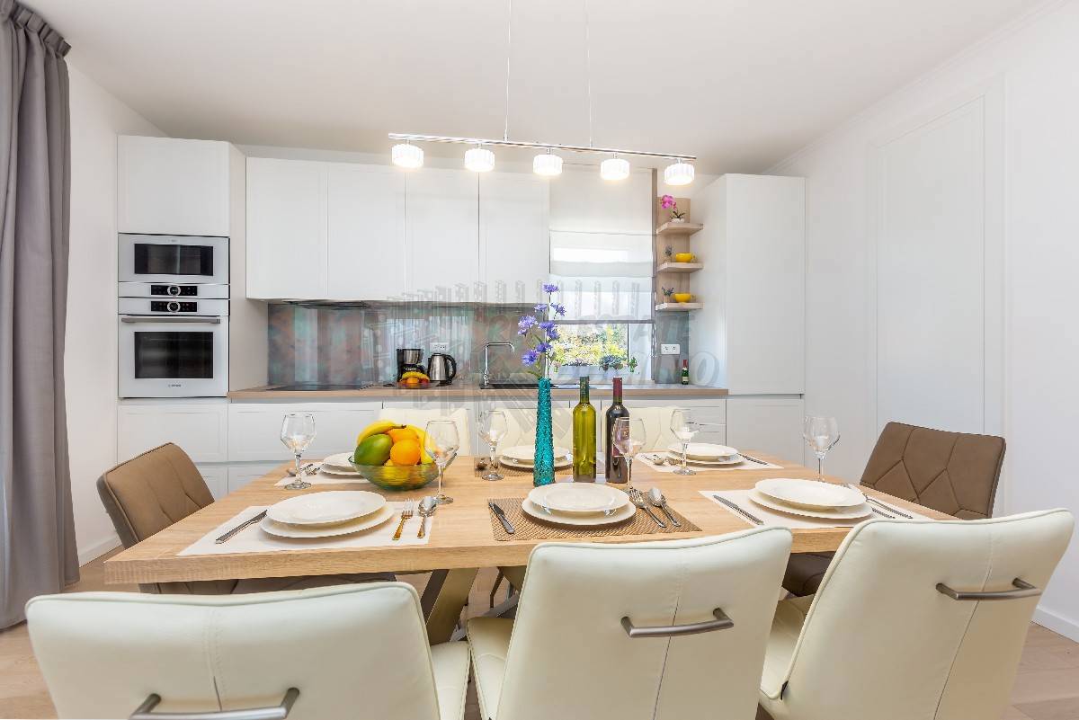 Casa Malinska, Malinska-Dubašnica, 281m2