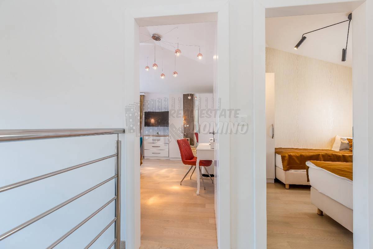 Casa Malinska, Malinska-Dubašnica, 281m2