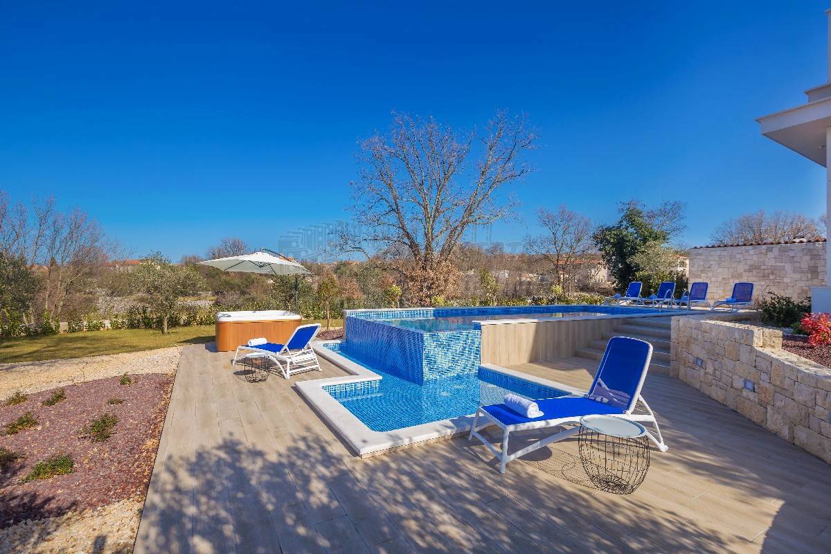 Casa Malinska, Malinska-Dubašnica, 281m2