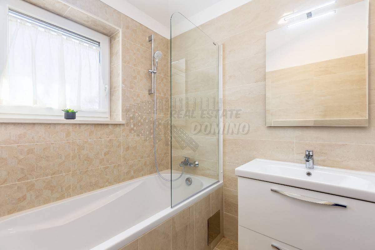 Casa Malinska, Malinska-Dubašnica, 281m2