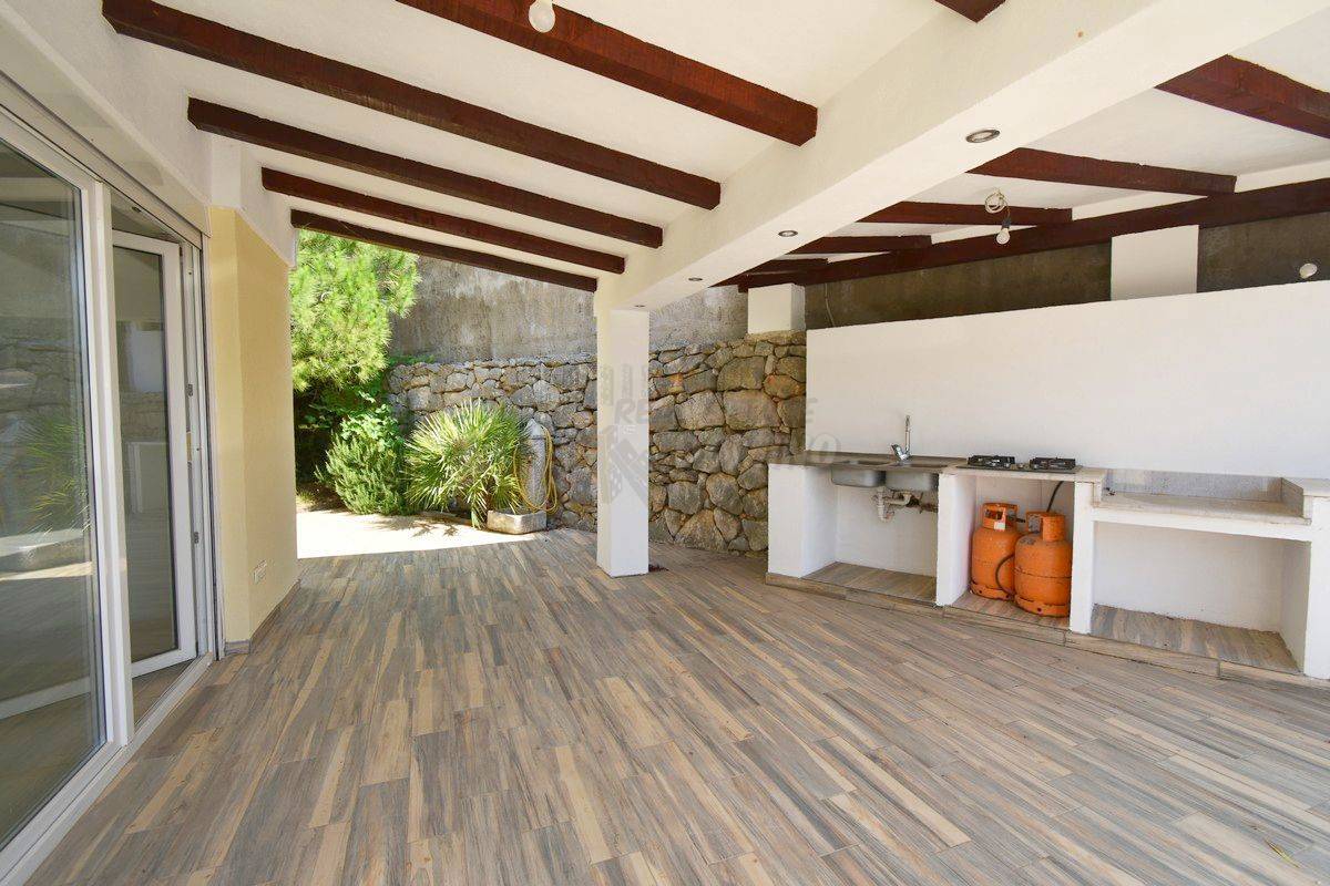 Appartamento nella città di Krk con un bellissimo giardino!