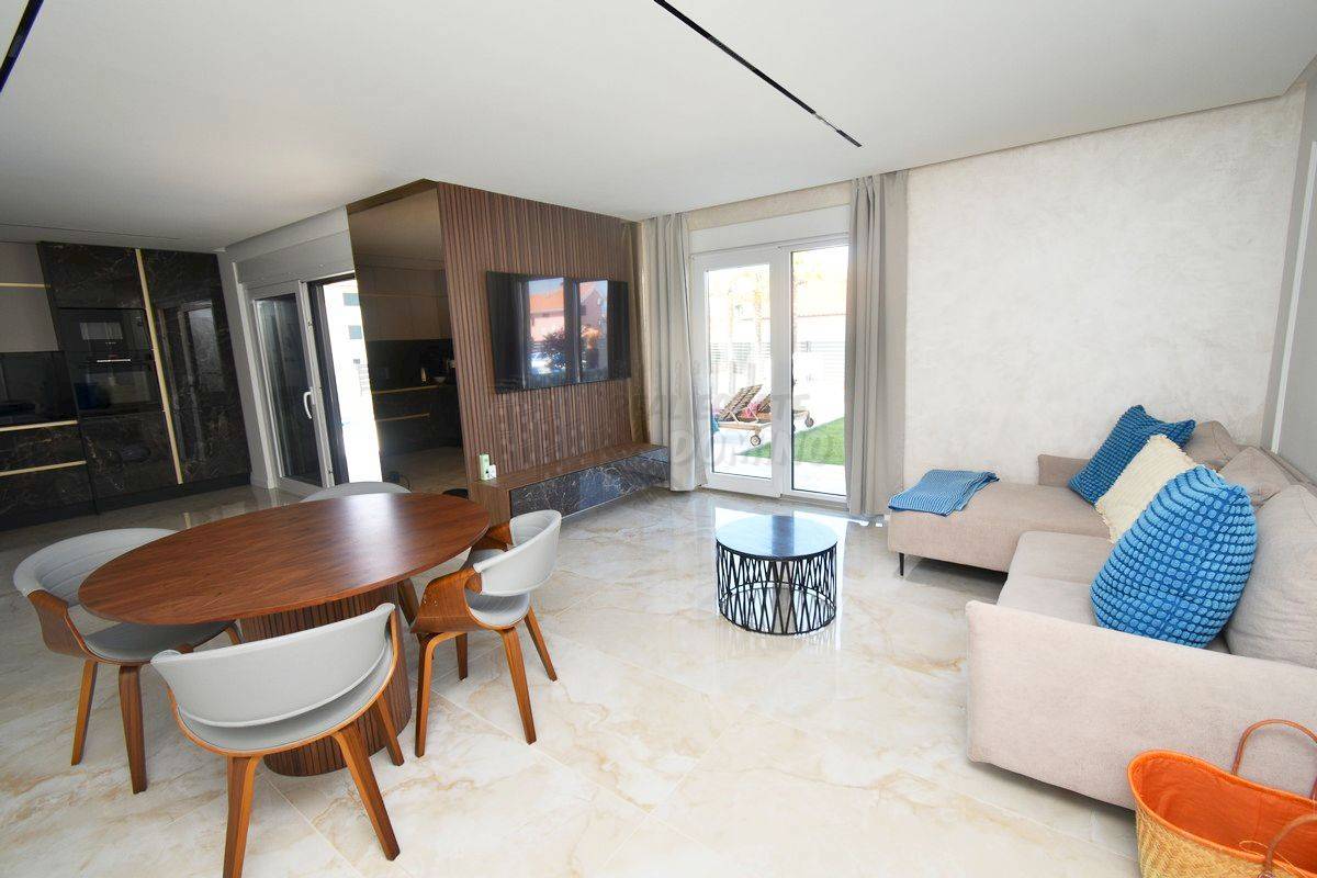 Appartamento Malinska, Malinska-Dubašnica, 70,49m2