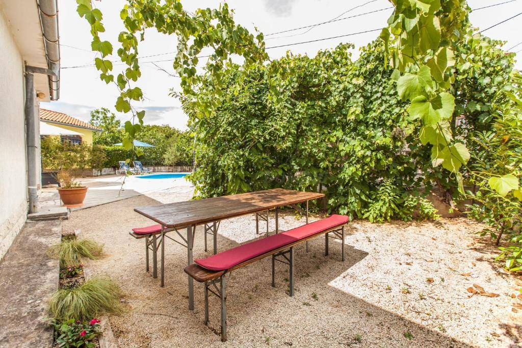 Bella casa con piscina! L'isola di Veglia!