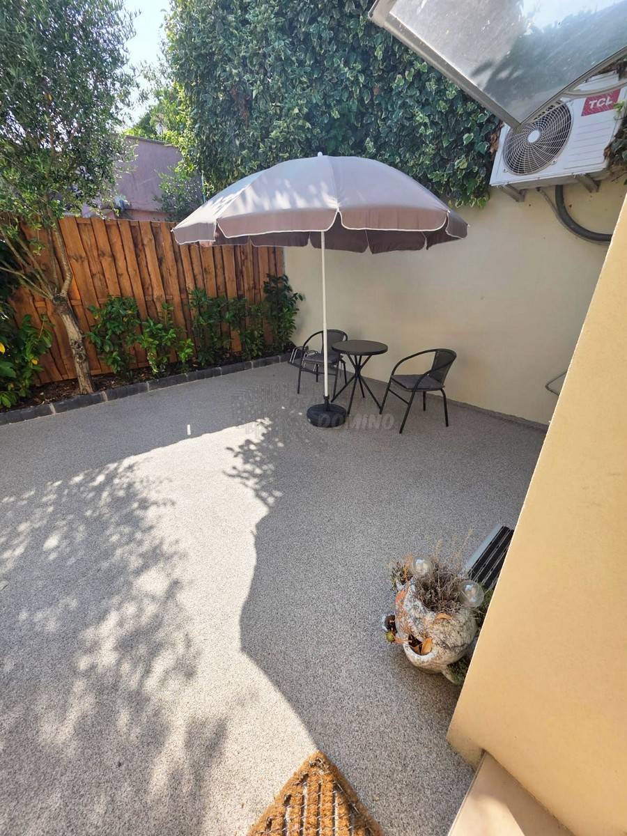 Seconda linea verso il mare! Casa indipendente! L'isola di Krk!