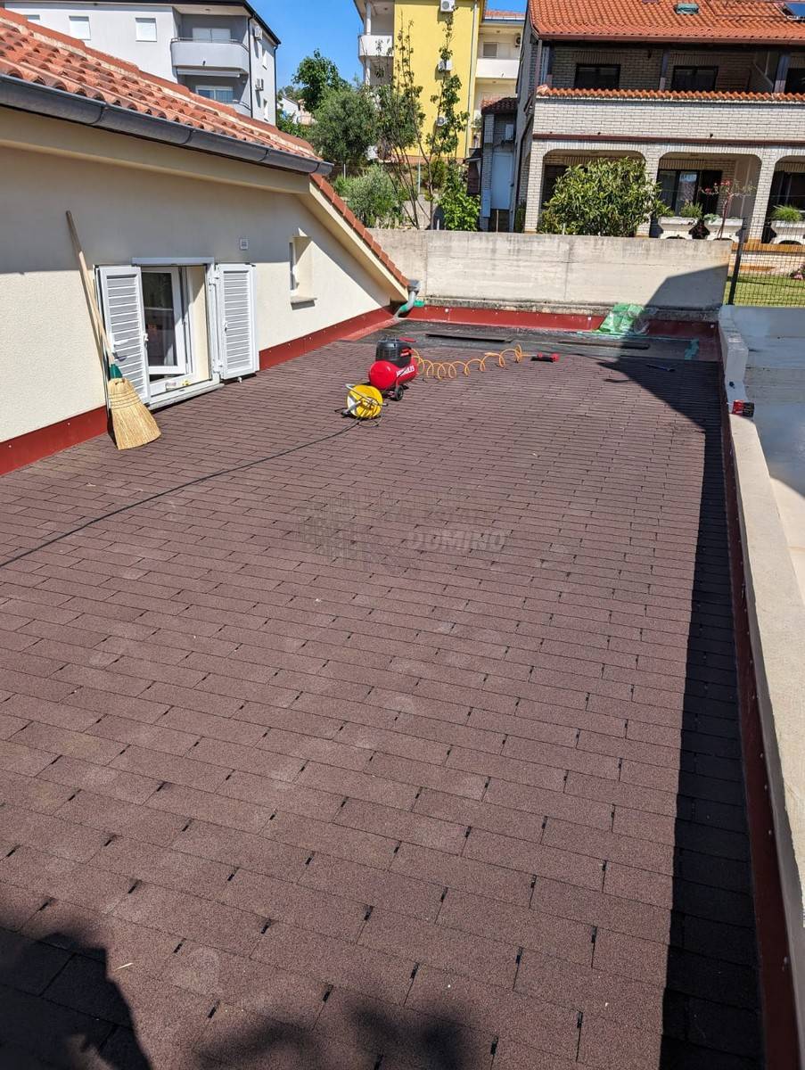 Seconda linea verso il mare! Casa indipendente! L'isola di Krk!