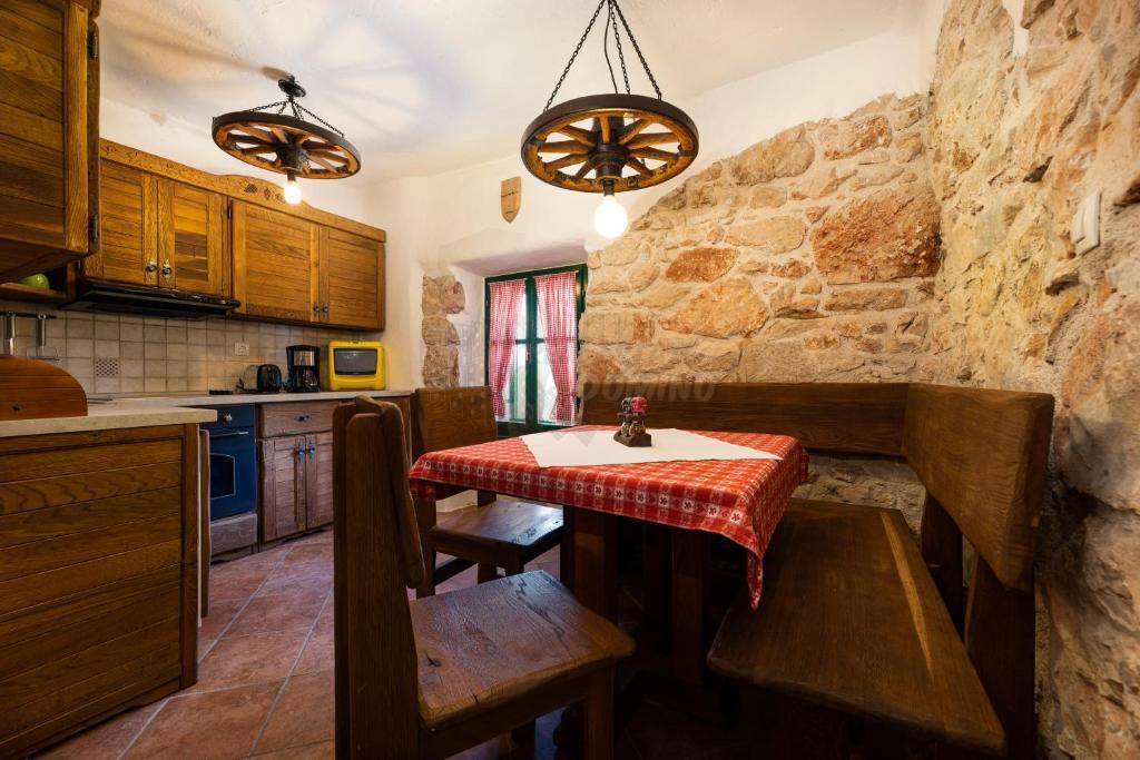 Casa Dobrinj, 225m2