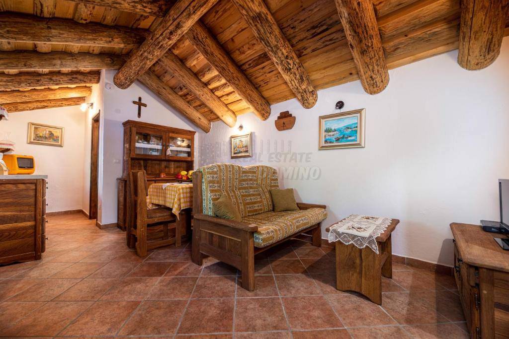 Casa Dobrinj, 225m2