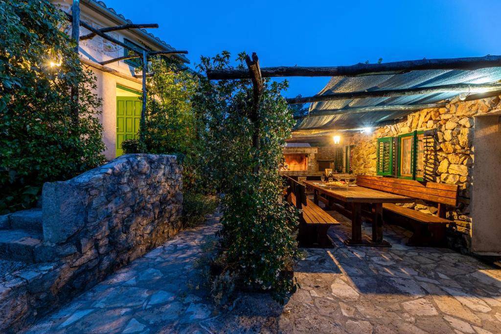 Casa Dobrinj, 225m2
