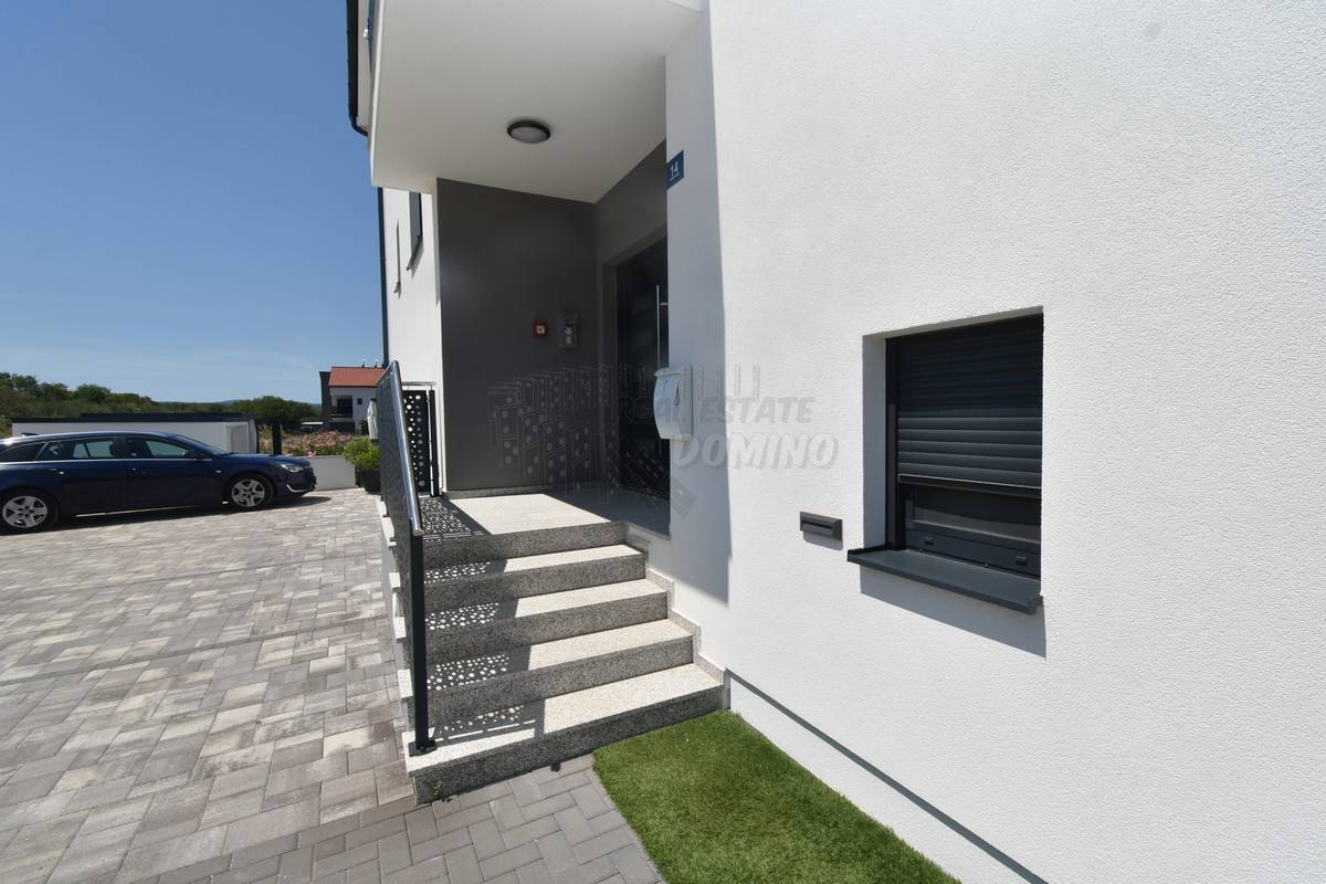 Appartamento Malinska, Malinska-Dubašnica, 115m2