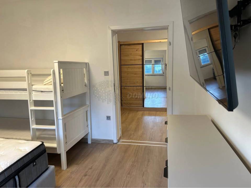 Casa indipendente con giardino! Isola di Veglia