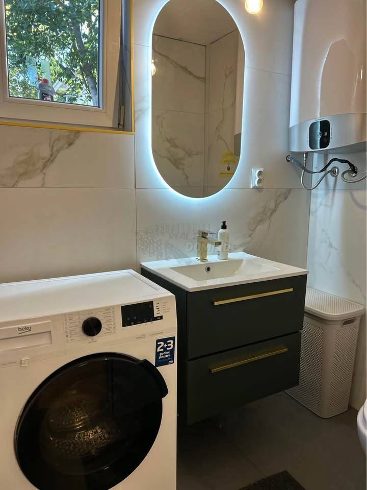 Casa indipendente con giardino! Isola di Veglia