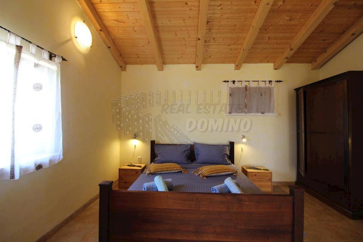 Villa mediterranea unica con piscina, sauna e ampio giardino!